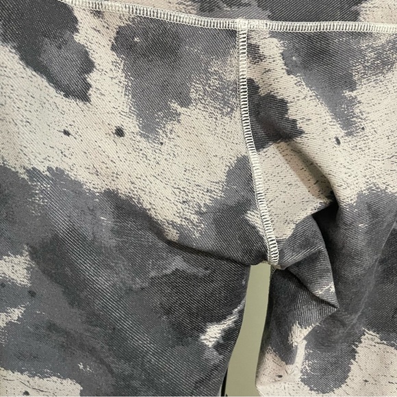 Lululemon Wunder Under Print Leggings in Camo Ambient Grey | Sz 4 - Picture 8 of 10